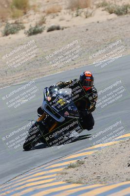 media/Apr-09-2023-SoCal Trackdays (Sun) [[333f347954]]/Turn 10 (115pm)/